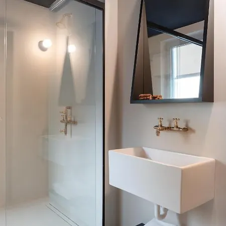 B5 Boutique (adults Only) Hotel *